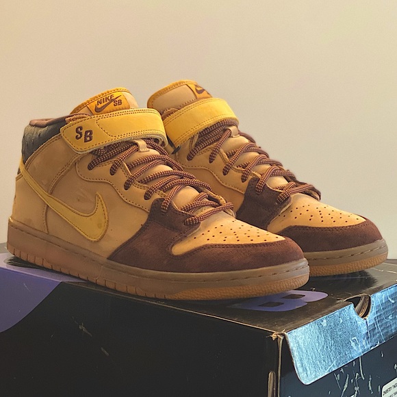 nike sb dunk mid wheat